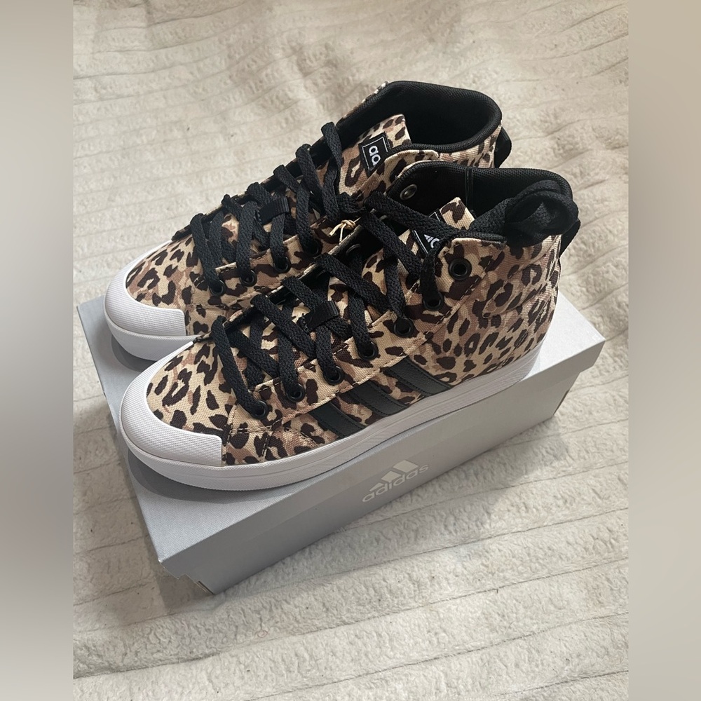 NEW Adidas Bravada Mid Leopard Animal Print Skateboard High-Tops Size 5.5